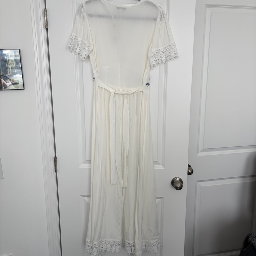 Francesca's Collections White and Blue Lace Dress - Picture 4 of 4
